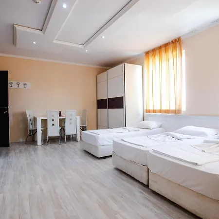 Lejlighedshotel K&e And 3*