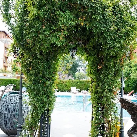 K&e And Lejlighedshotel 3*