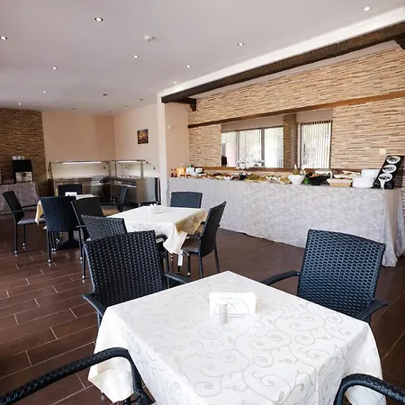 شقة فندقية K&e And 3*