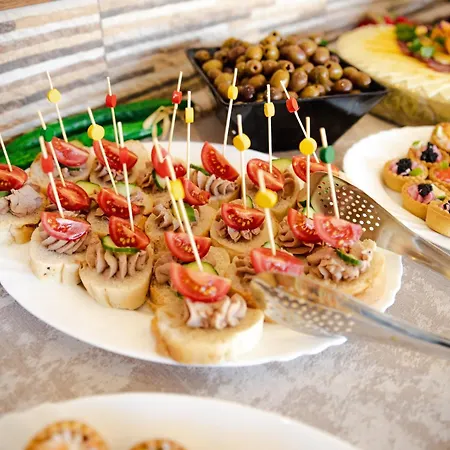 K&e And شقة فندقية 3*