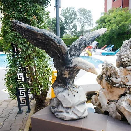 K&e And מלון דירות סאני ביץ'