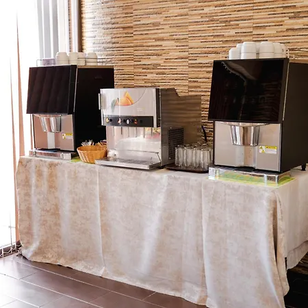 מלון דירות K&e And סאני ביץ'