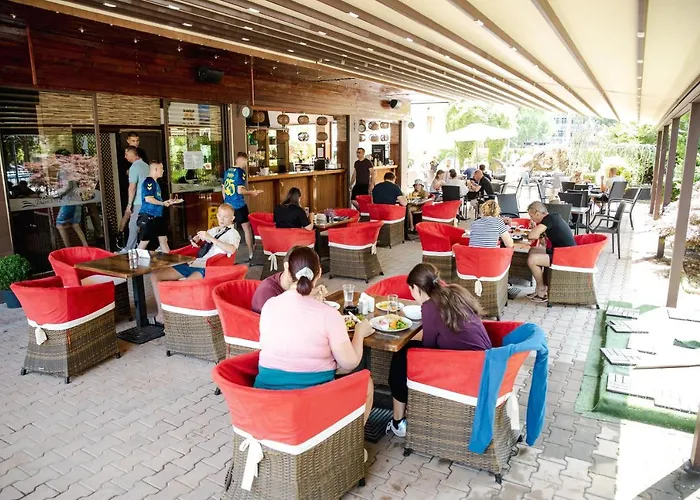 Apartmanhotel K&e And 3*