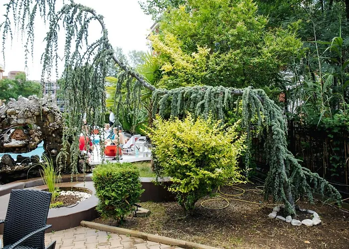 Aparthotel K&e And Sluneční pobřeží