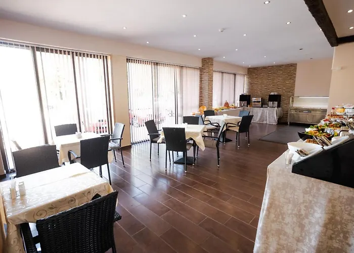 K&e And 3* Sluneční pobřeží