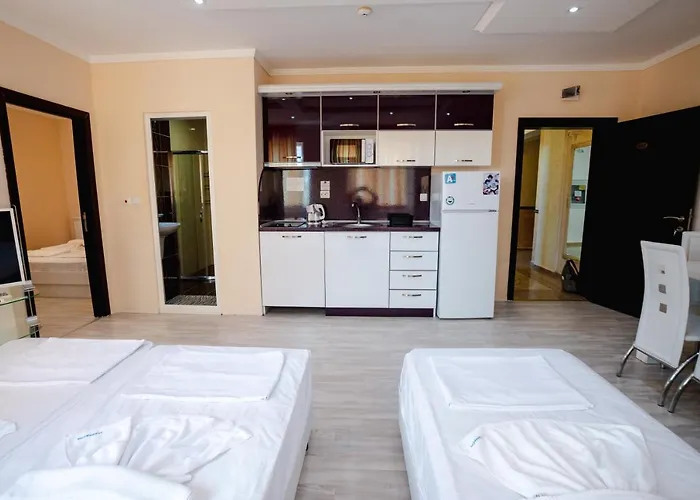 K&e And Sluneční pobřeží